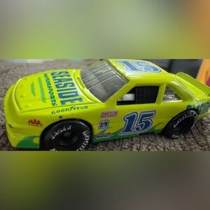 1993 MATCHBOX SUPERFAST MB 35 LIME GREEN PONTIAC STOCK CAR 15 SEASIDE MOTORSPORT